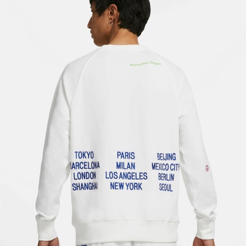 Nike World Tour Sweatshirt