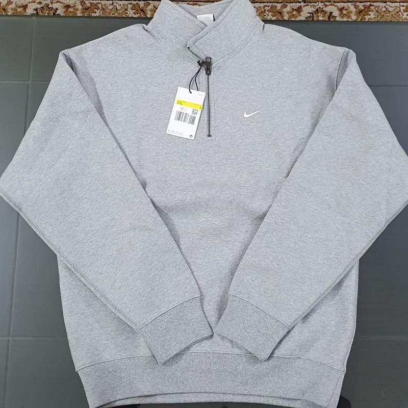 Nike Solo Swoosh Sweatshirt